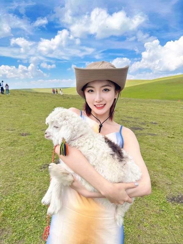 到新疆玩需要多少钱，去一次新疆花多少钱，去新疆旅行需要多少钱