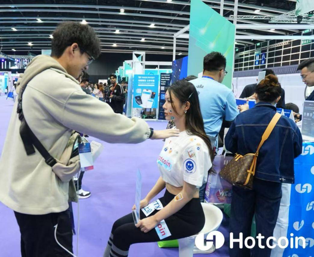 “币圈黄老师”到底有多黄？深挖BTC聪儿“老底”
